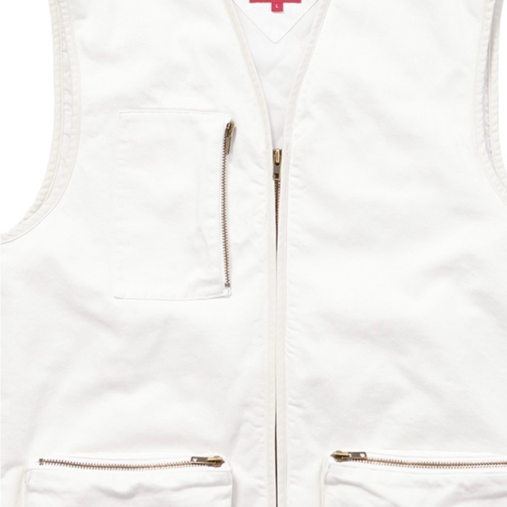 White Sleeveless Zip-Up Vest